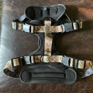 Sleestak Dog Harness Woof.com